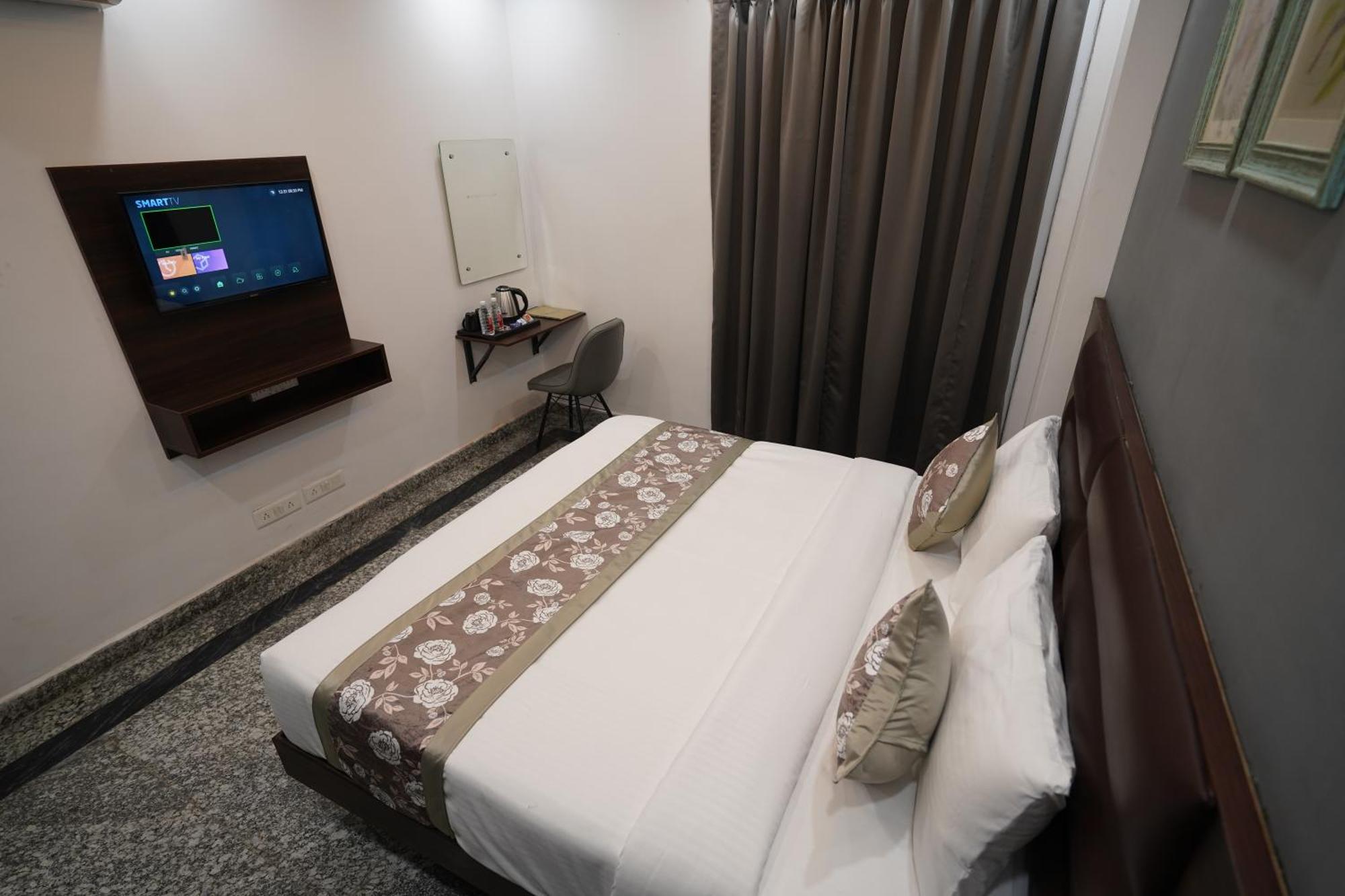 Posh Garden Inn Artemis Hospital Road Gurgaon Luaran gambar
