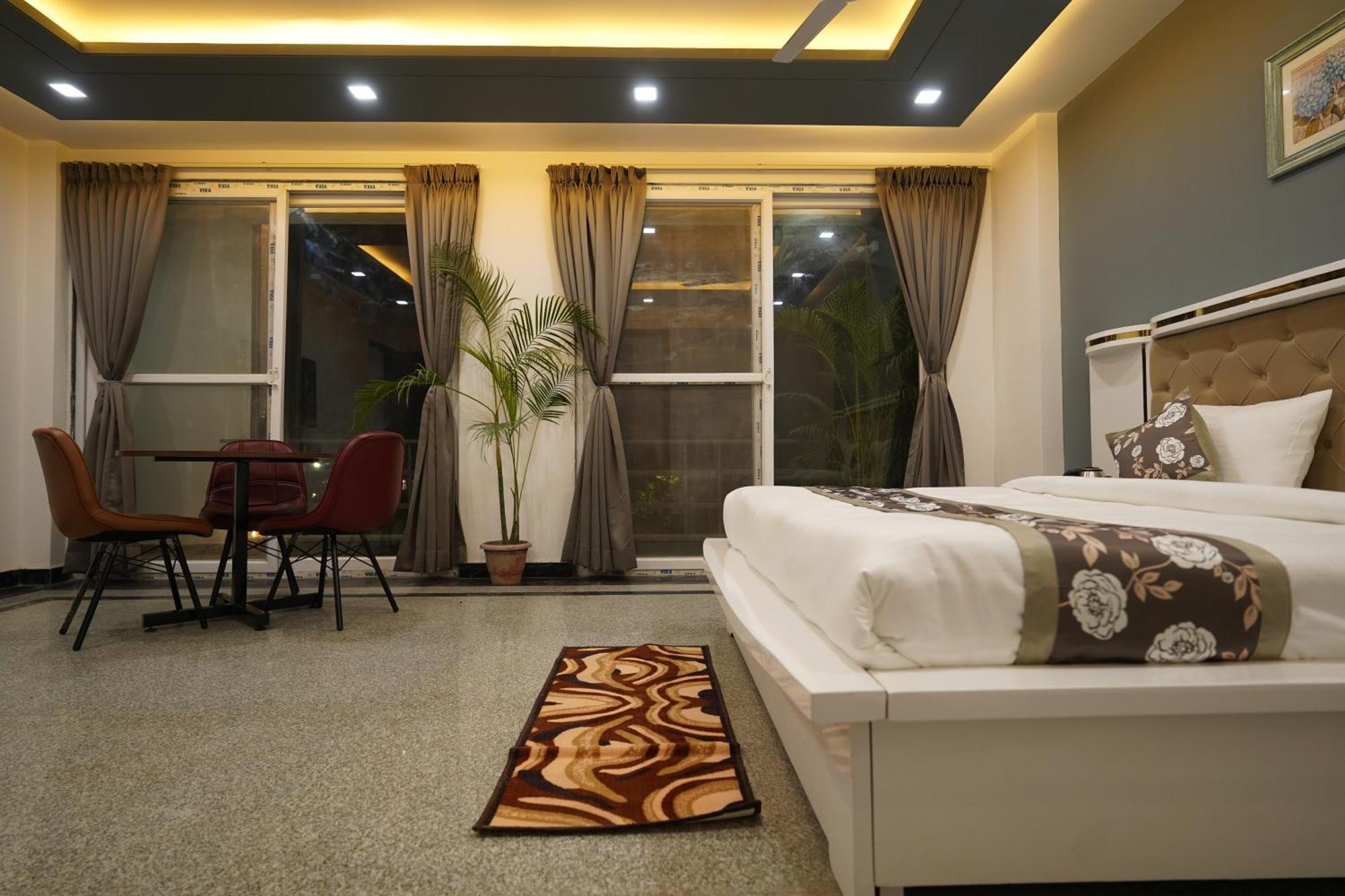 Posh Garden Inn Artemis Hospital Road Gurgaon Luaran gambar