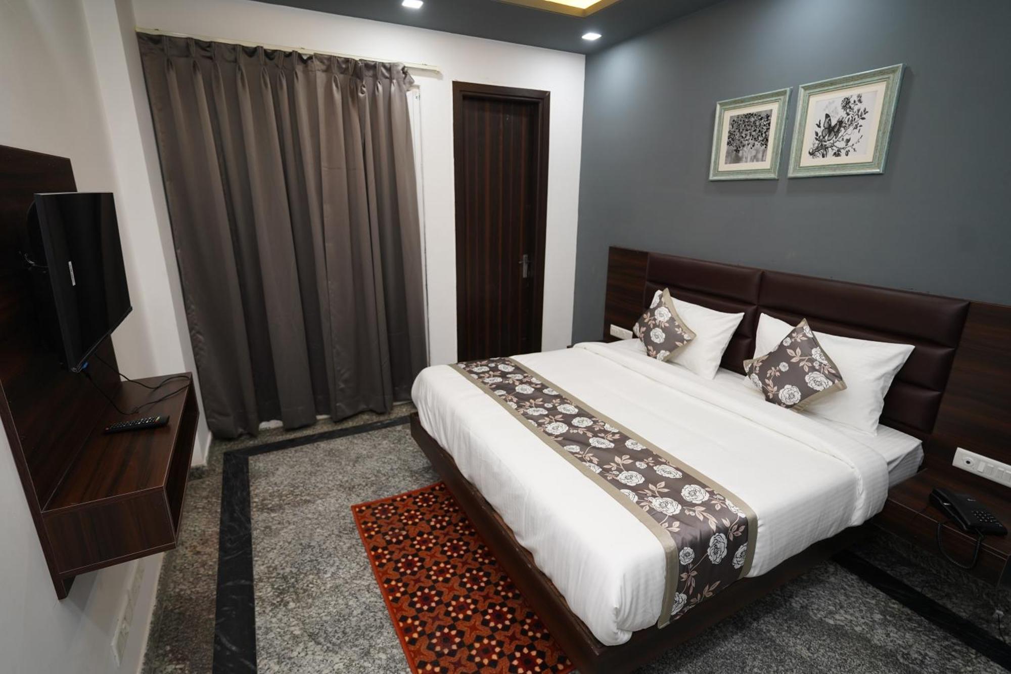 Posh Garden Inn Artemis Hospital Road Gurgaon Luaran gambar