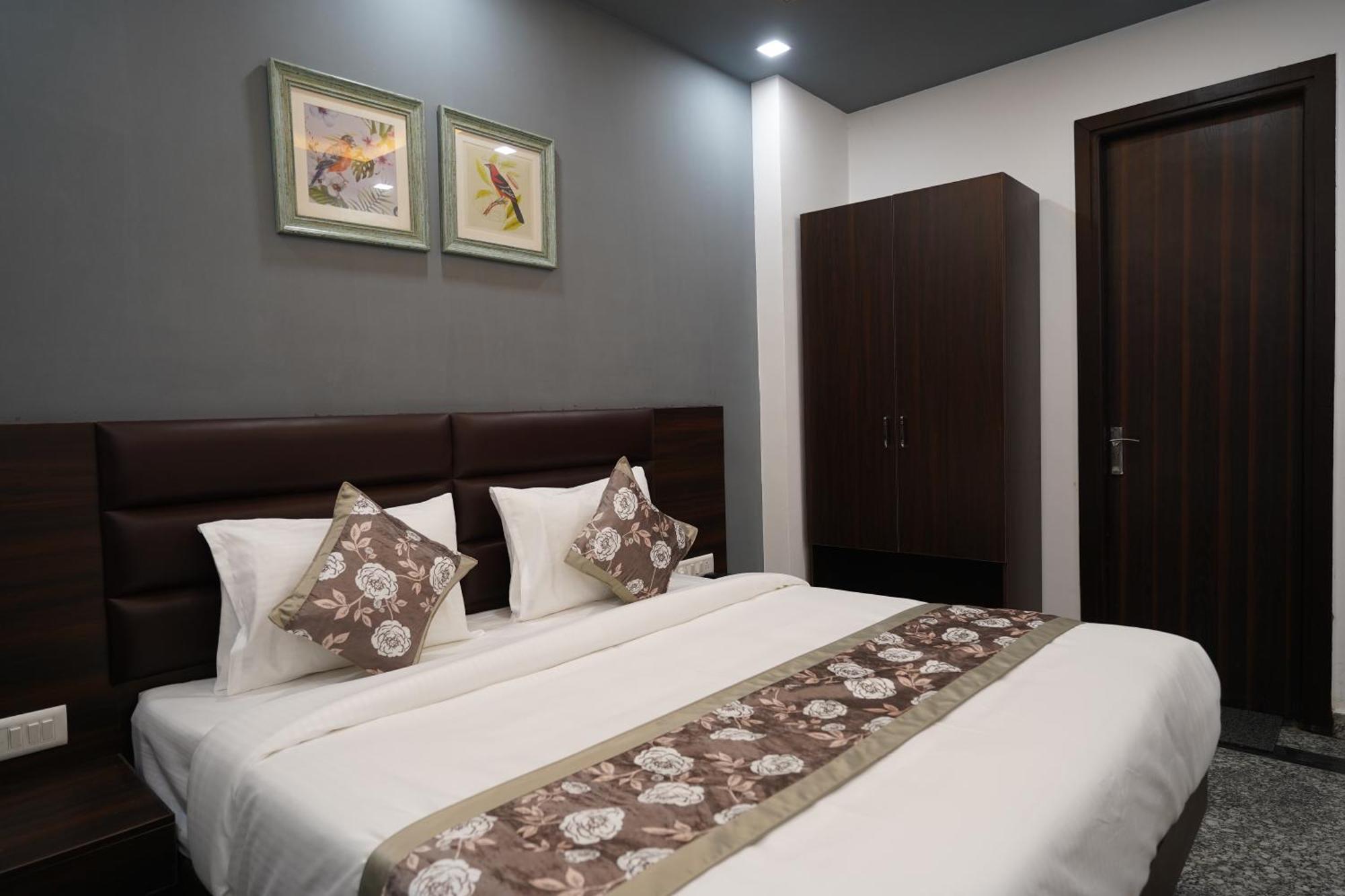 Posh Garden Inn Artemis Hospital Road Gurgaon Luaran gambar